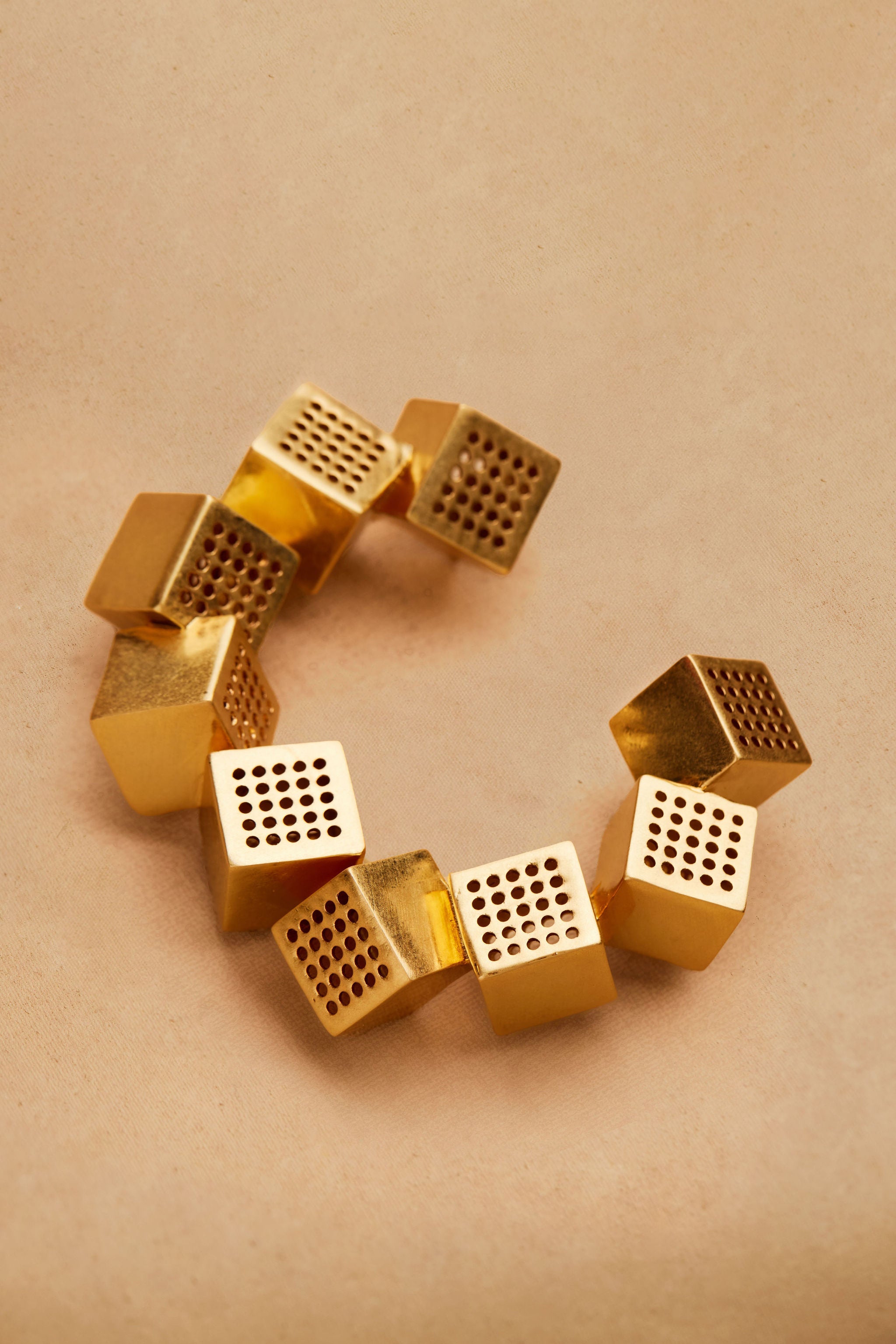 NIMA BANGLE