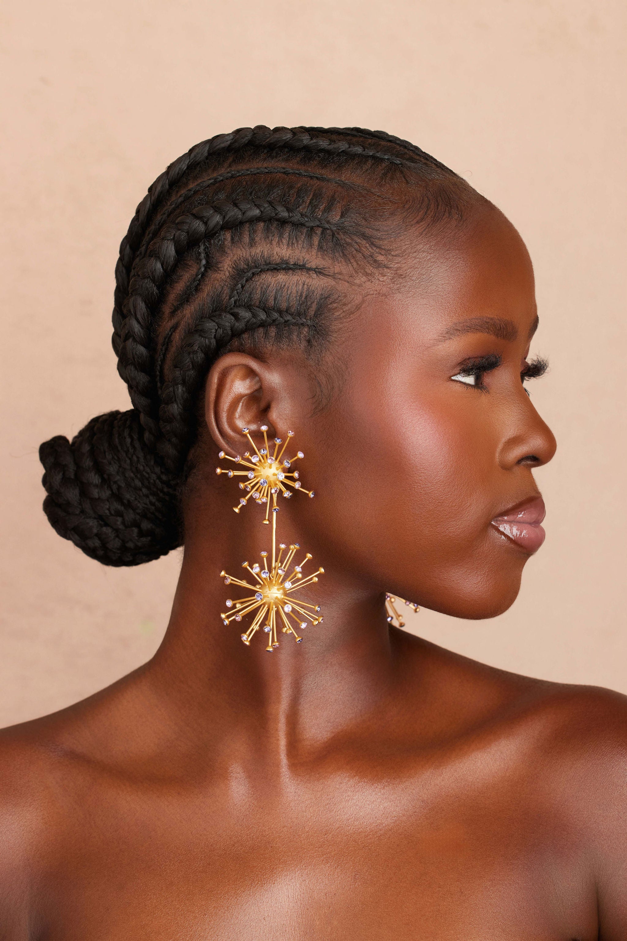 ONYX EARRING