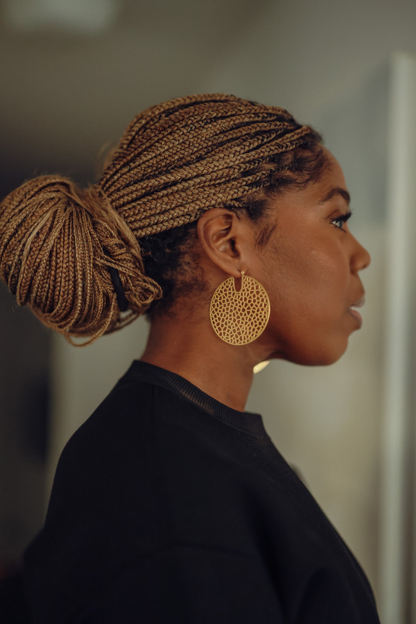 QENI EARRING