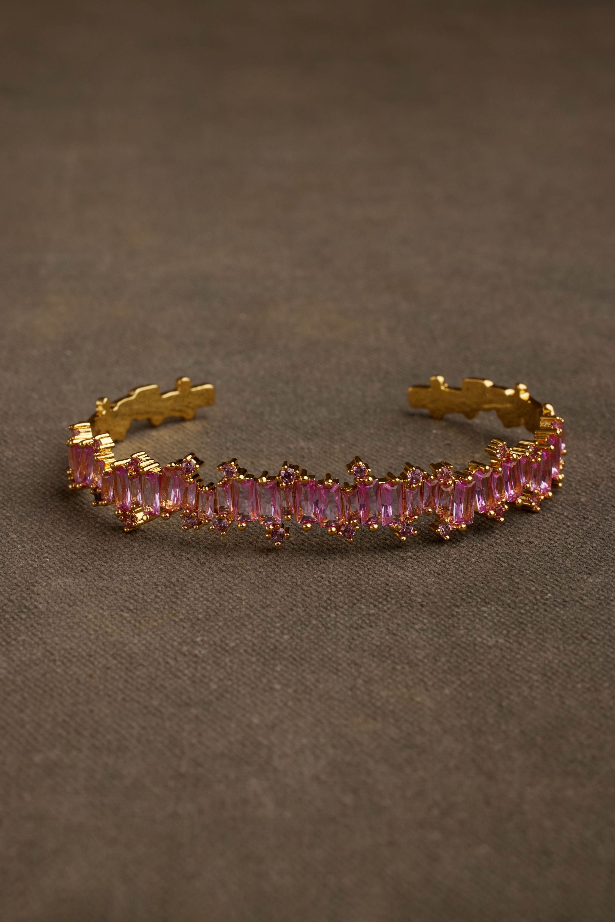 RAEL BANGLE