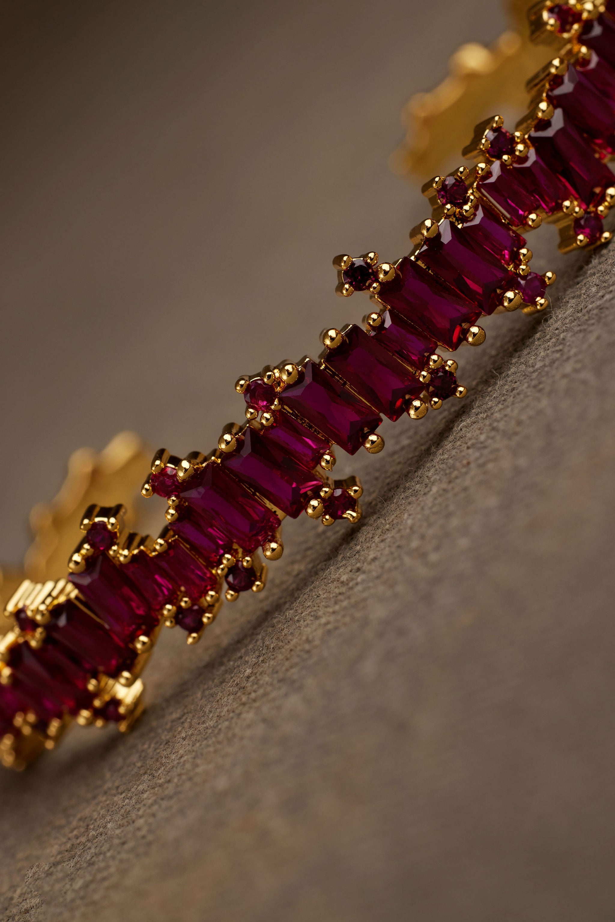 RAEL BANGLE