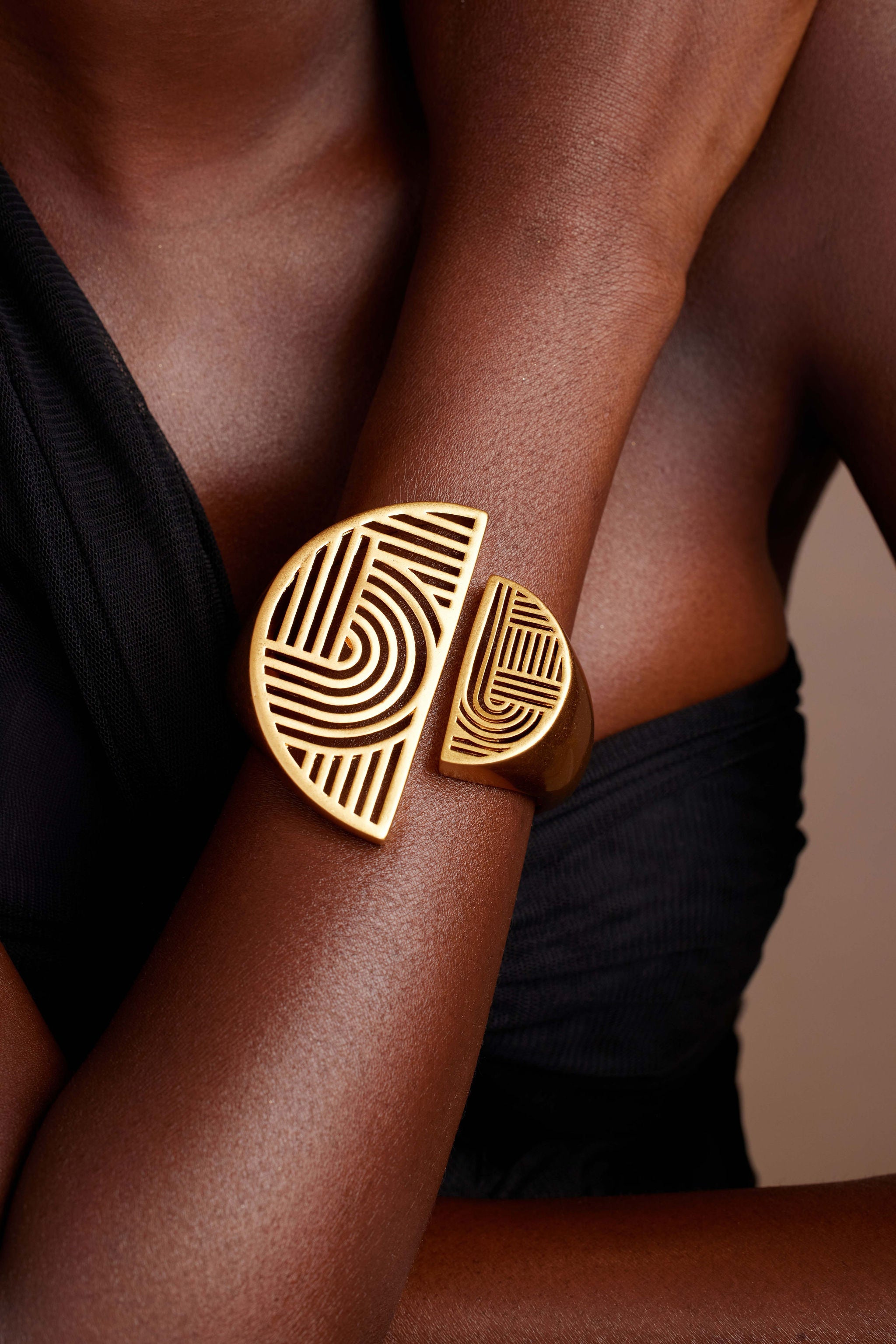 RALA BANGLE