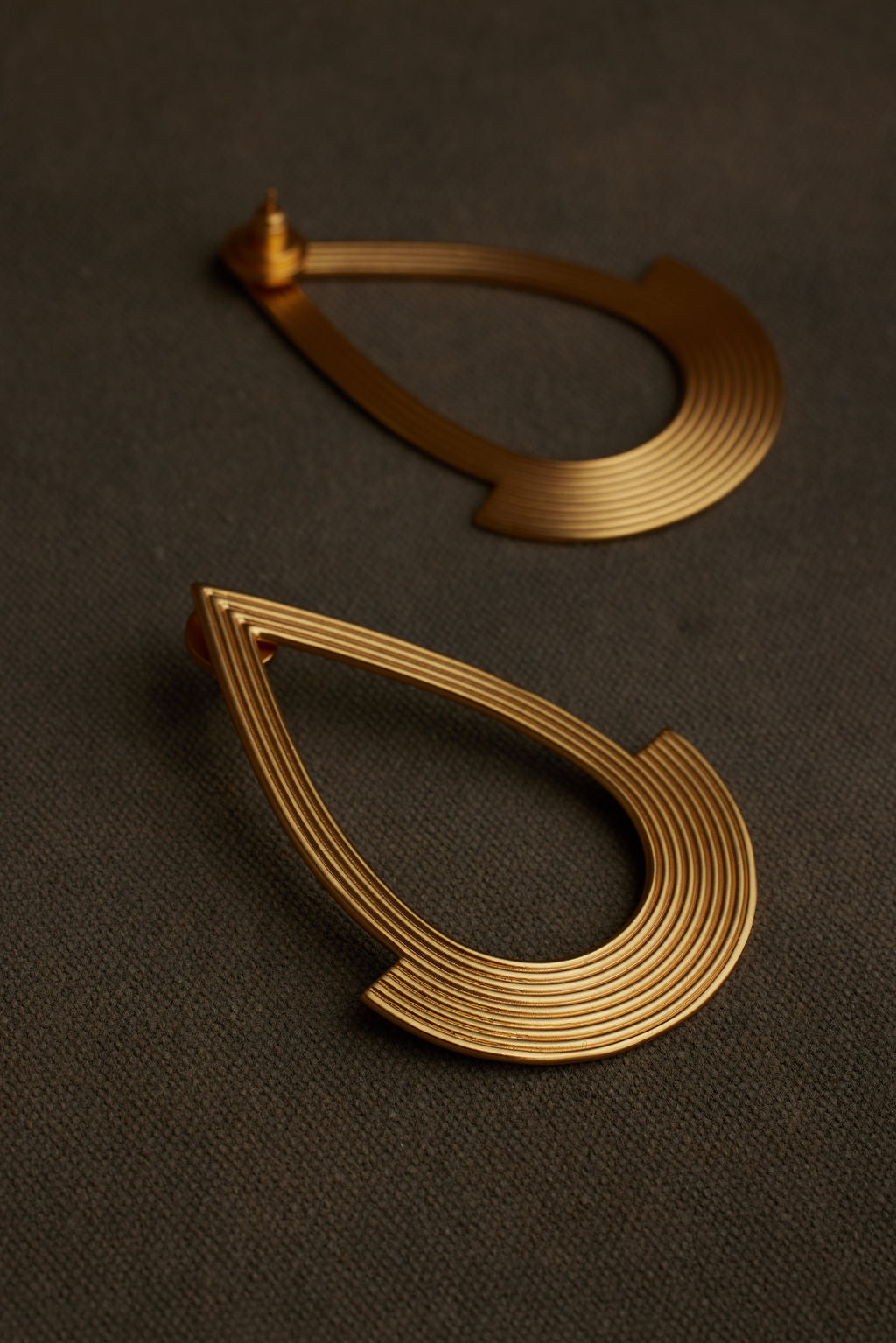 RAZI EARRING