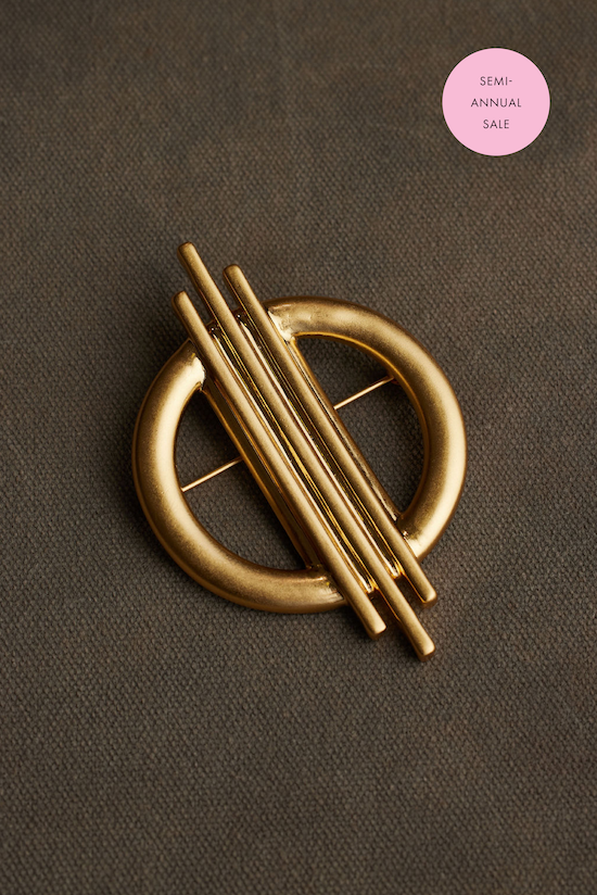 DAME BROOCH (FINAL SALE)