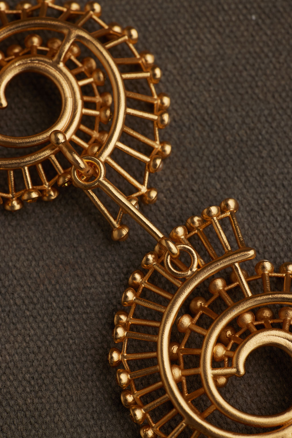 SEAH EARRING