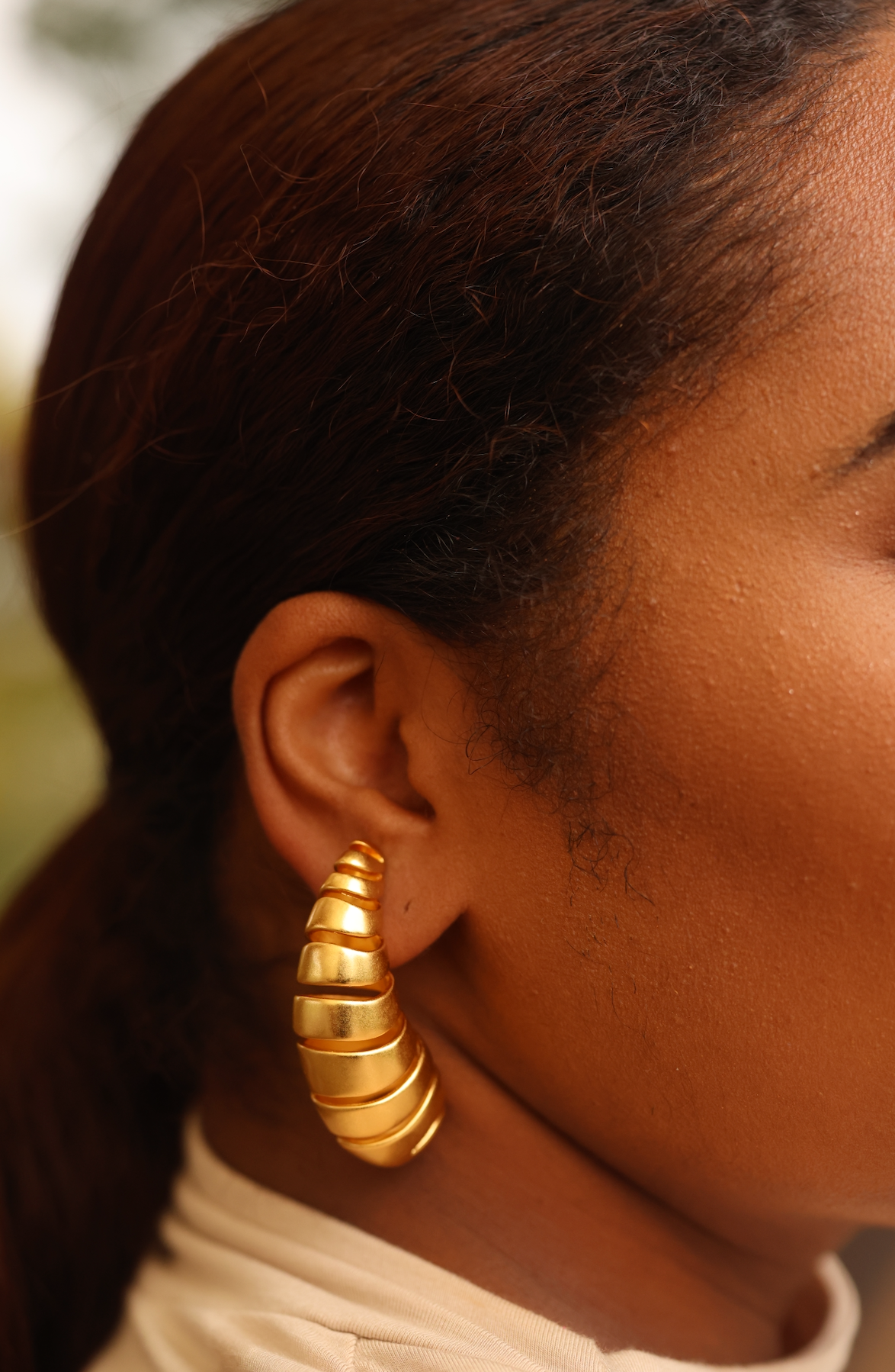 TOKA EARRING