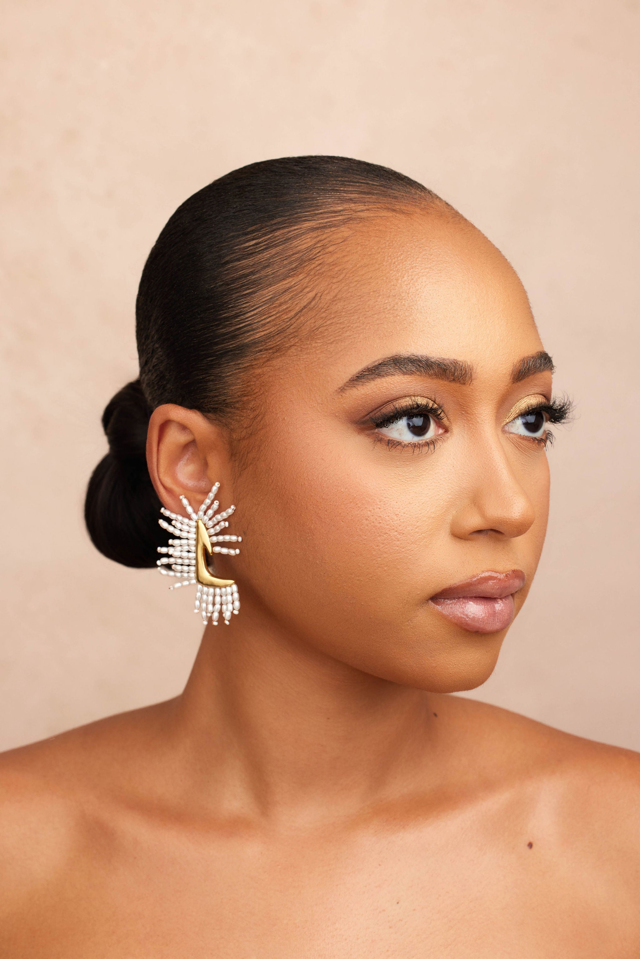 UVYN EARRINGS