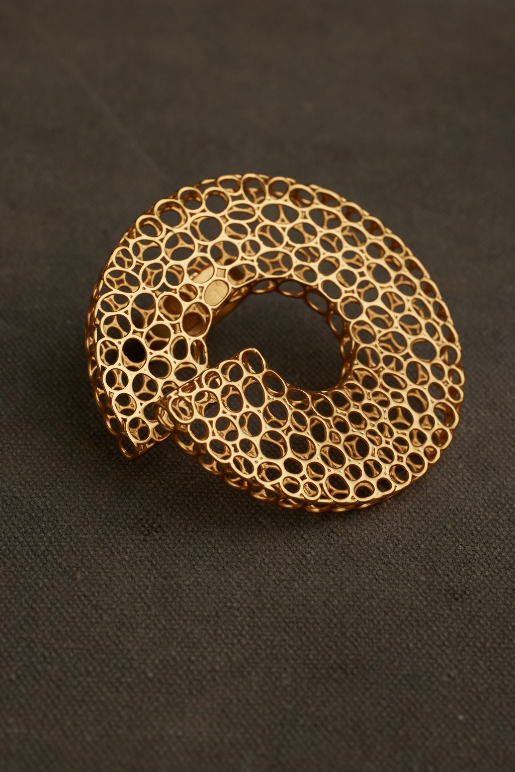 VOLA EARRING