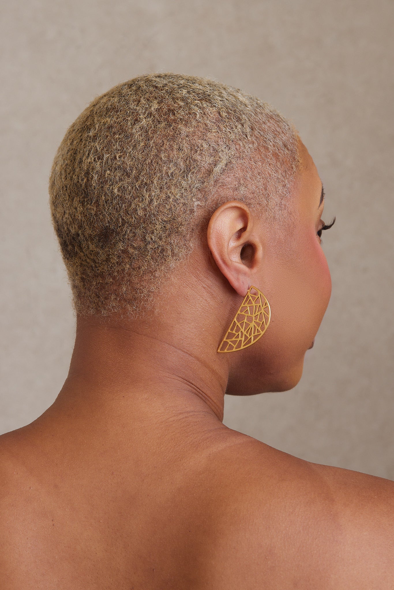 HANI EARRING