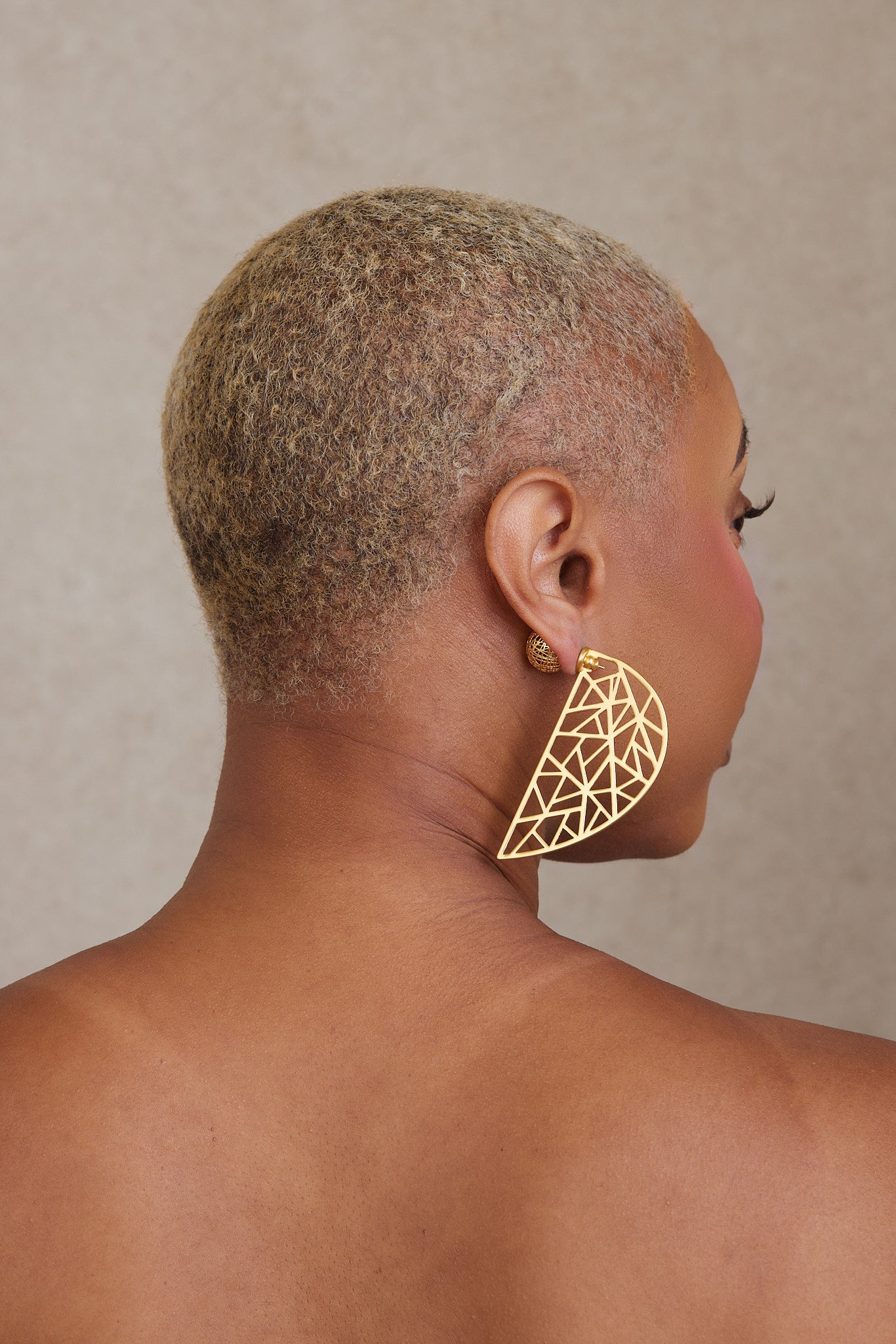 HANI EARRING