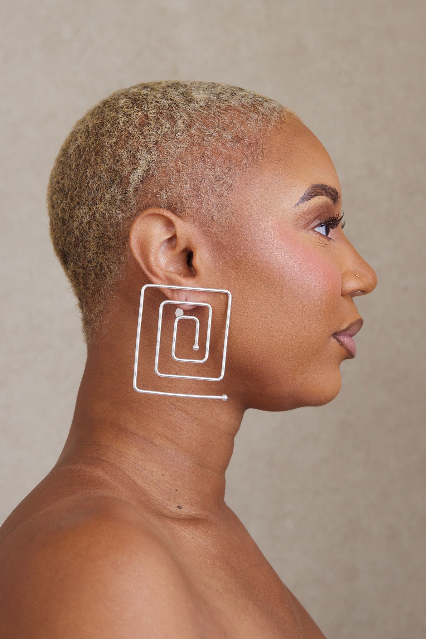 BINA EARRING